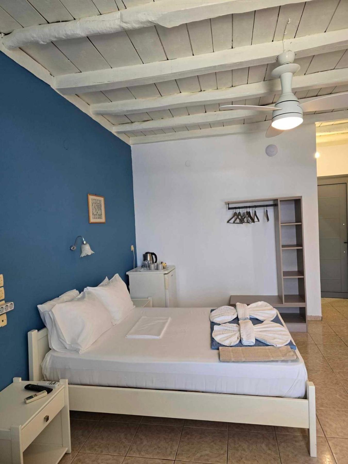 Faros Rooms Loutro Exterior foto